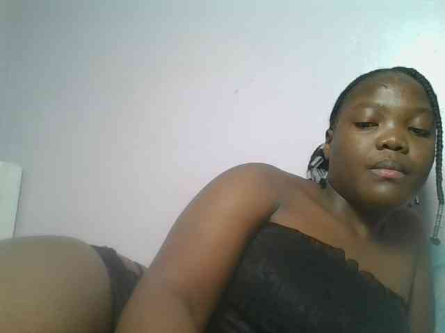 Sexyicey webcam