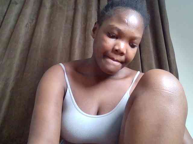 Sexyicey webcam