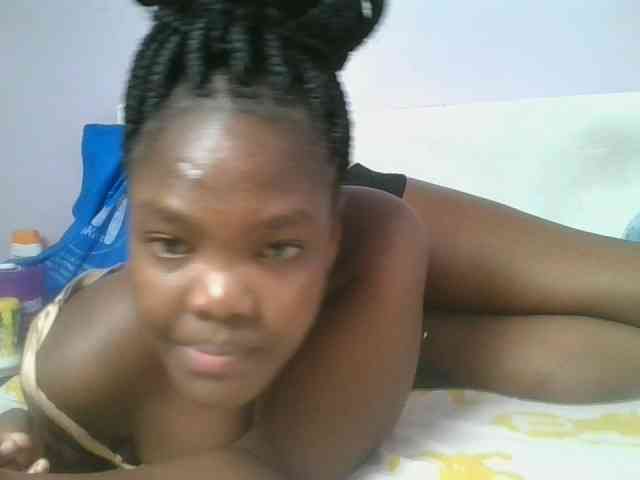 Sexyicey webcam