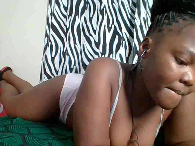 Sexyicey webcam