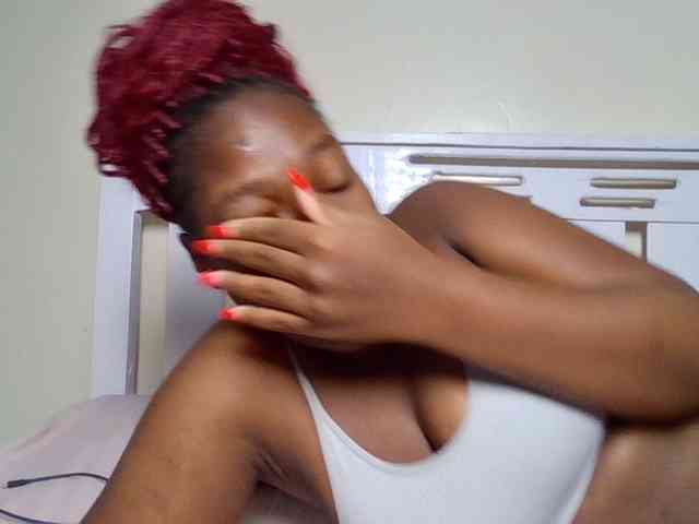 Sexyicey webcam
