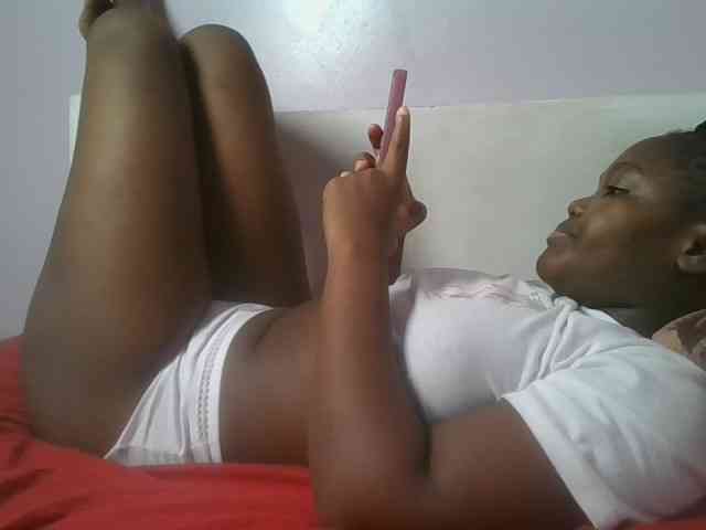Sexyicey webcam