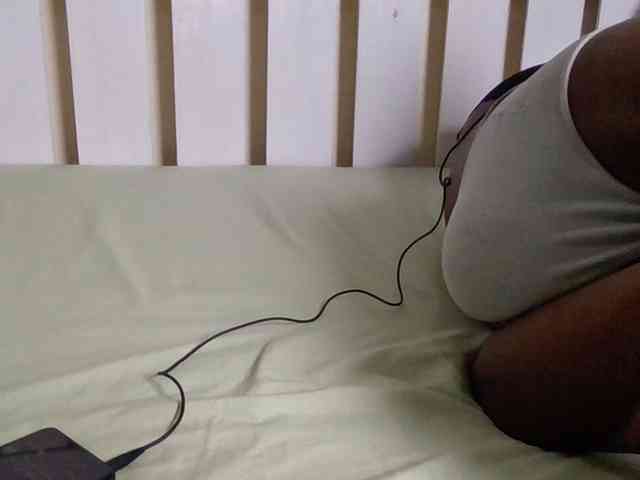 Sexyicey webcam