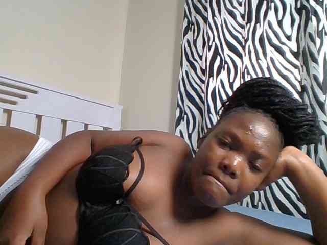 Sexyicey webcam