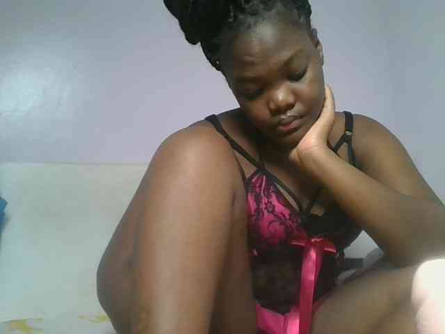 Sexyicey webcam