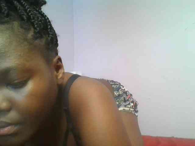 Sexyicey webcam