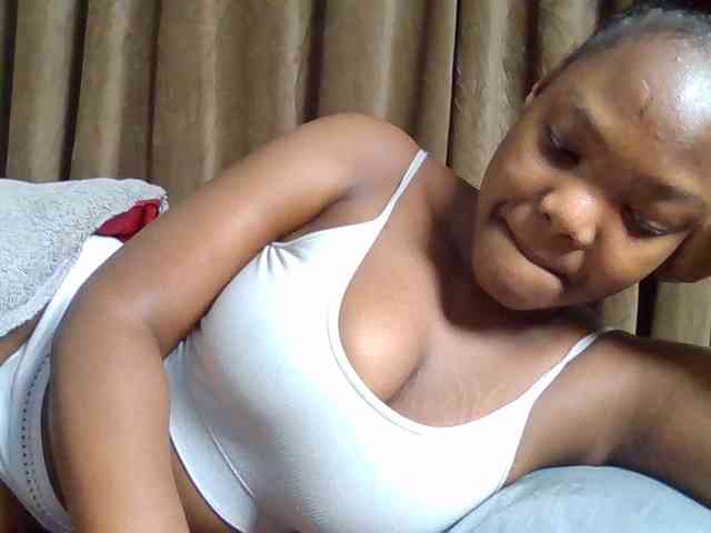 Sexyicey webcam