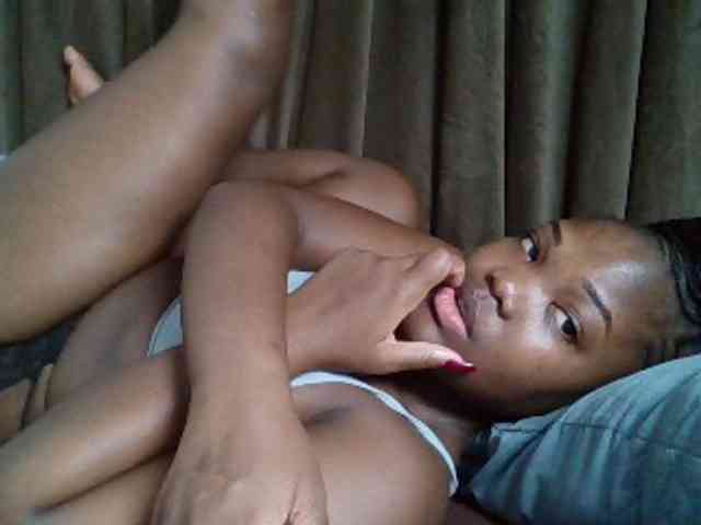 Sexyicey webcam