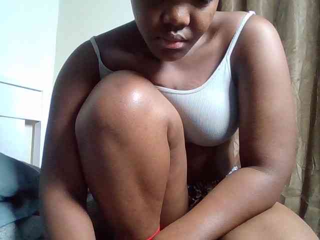 Sexyicey webcam
