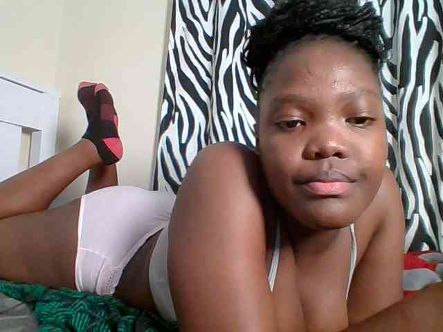 Sexyicey webcam