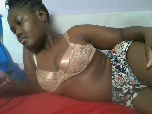 Sexyicey webcam