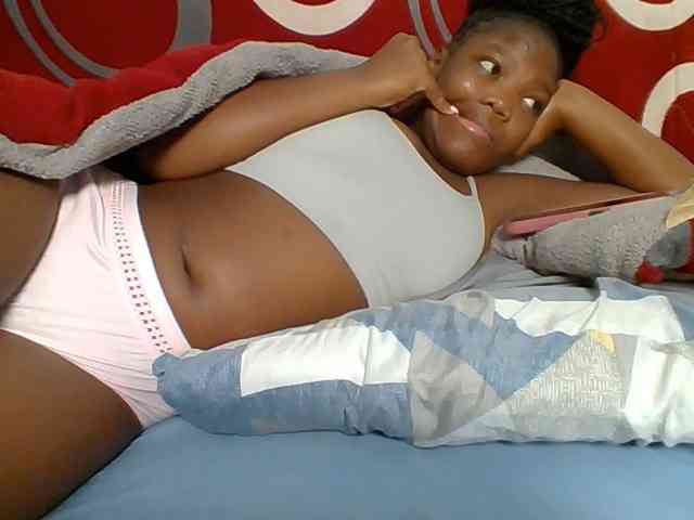 Sexyicey webcam