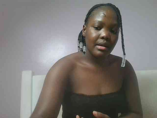 Sexyicey webcam