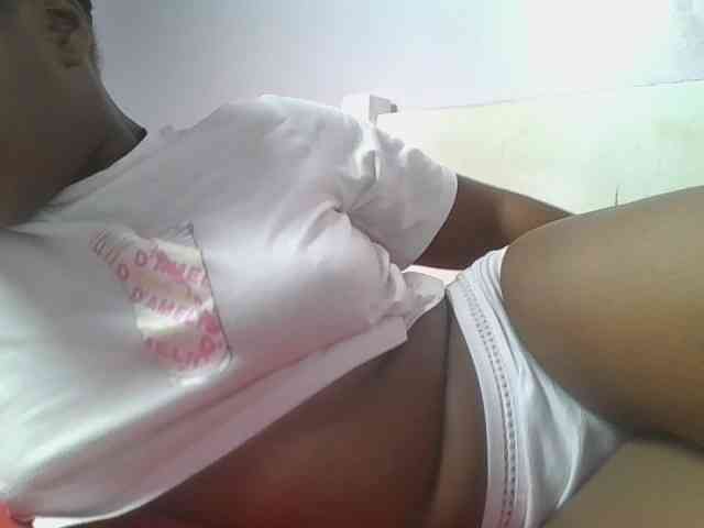 Sexyicey webcam
