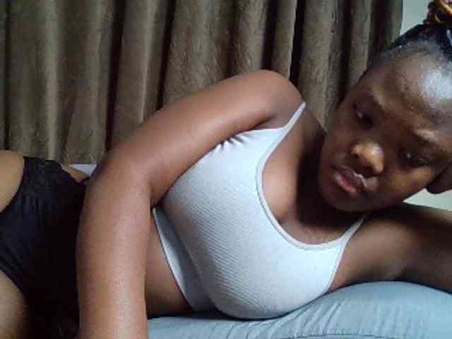 Sexyicey webcam