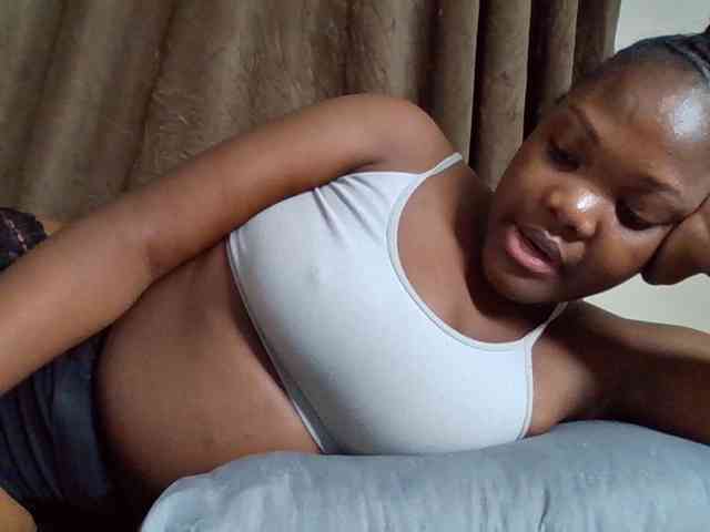 Sexyicey webcam