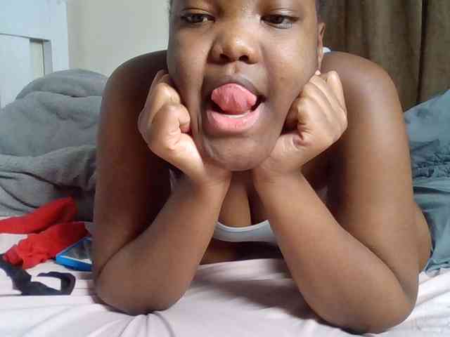 Sexyicey webcam