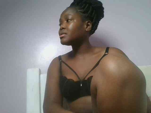 Sexyicey webcam