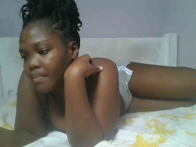 Sexyicey webcam