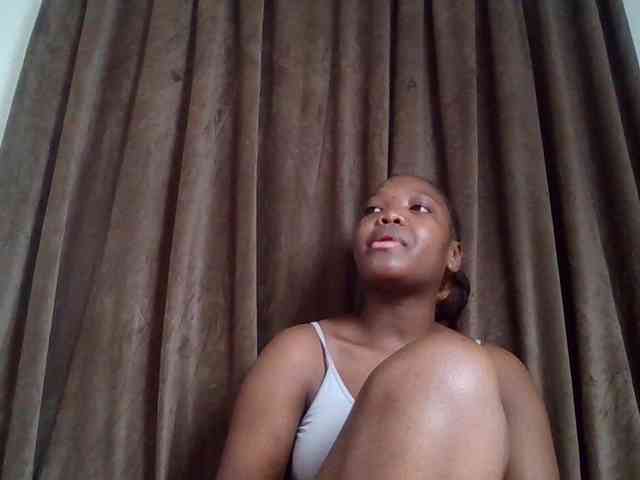 Sexyicey webcam