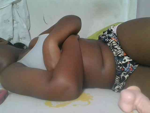 Sexyicey webcam