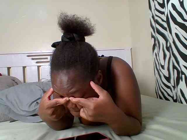 Sexyicey webcam