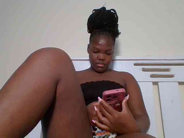 Sexyicey webcam