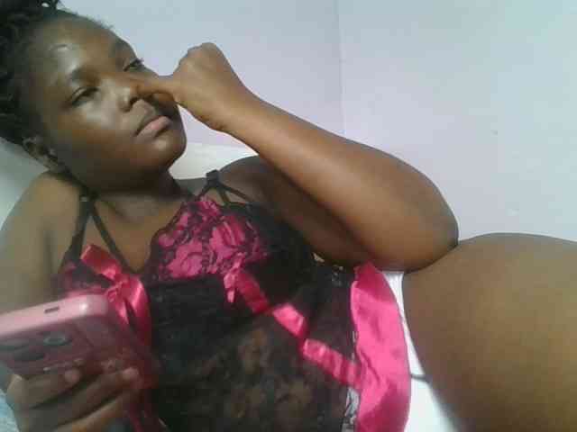 Sexyicey webcam