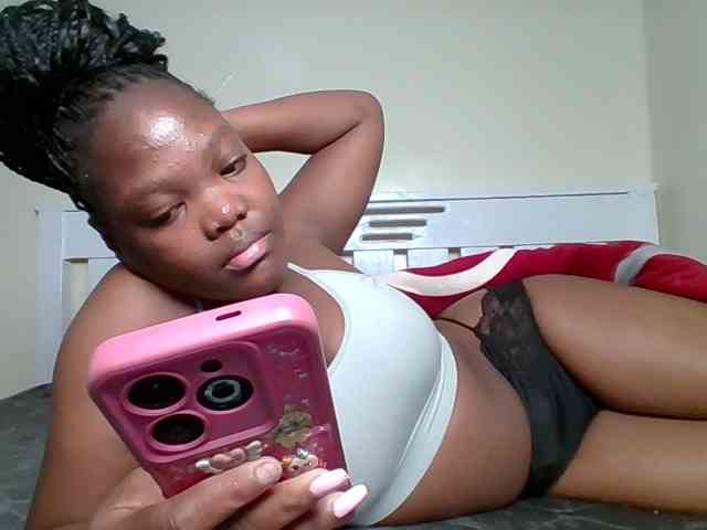 Sexyicey webcam