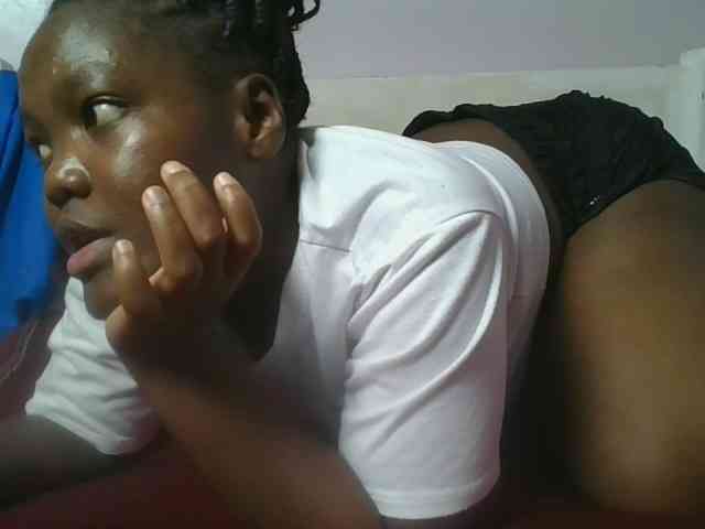 Sexyicey webcam