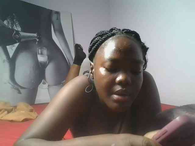 Sexyicey webcam