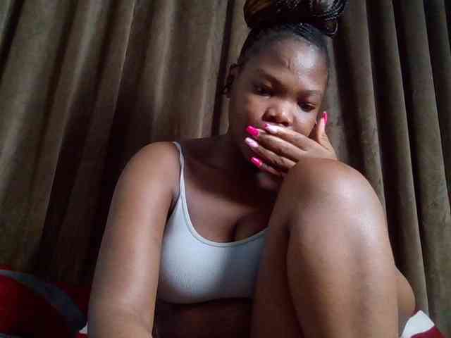 Sexyicey webcam
