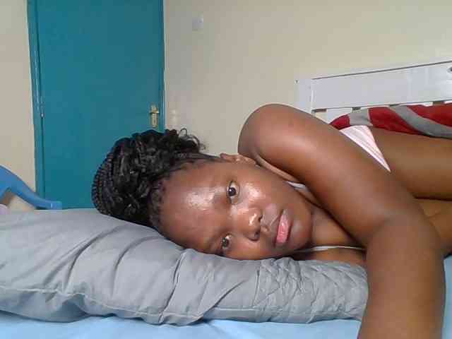 Sexyicey webcam