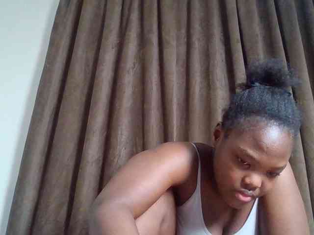 Sexyicey webcam