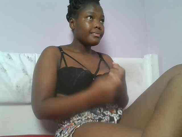 Sexyicey webcam
