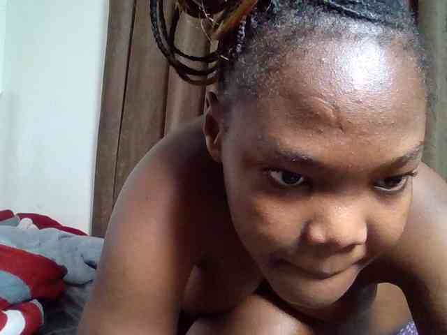 Sexyicey webcam