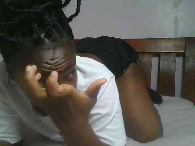 Sexyicey webcam