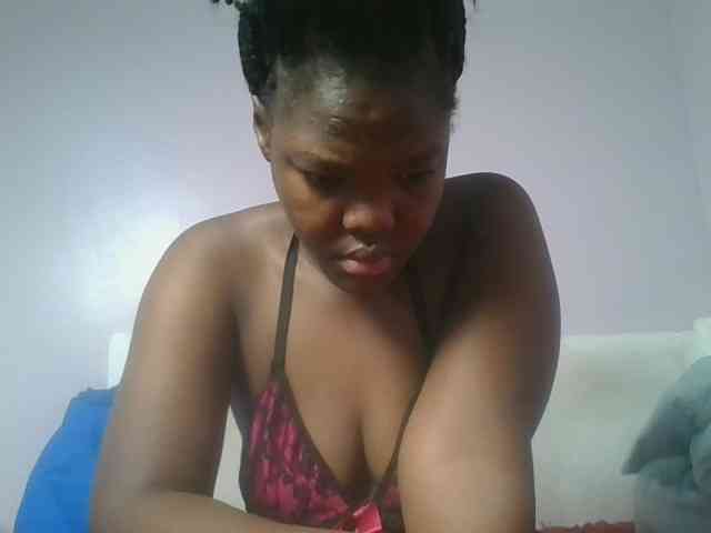 Sexyicey webcam