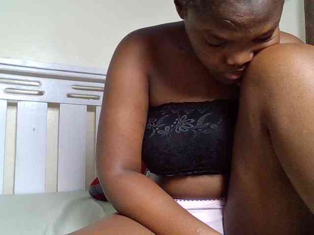 Sexyicey webcam