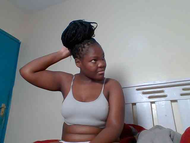 Sexyicey webcam
