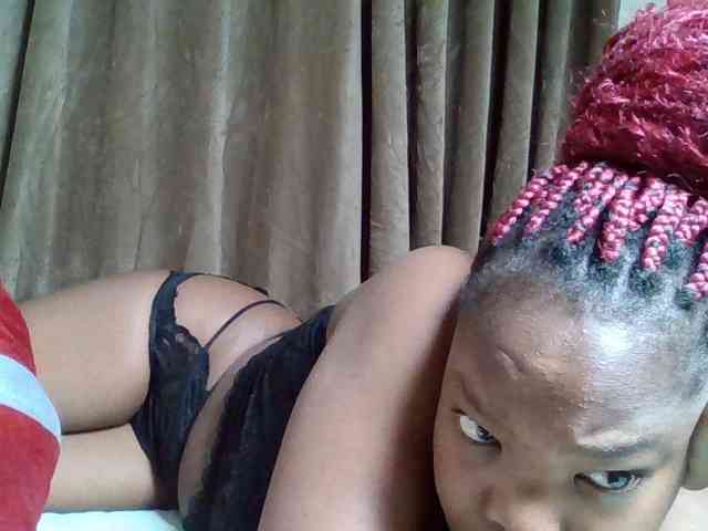 Sexyicey webcam