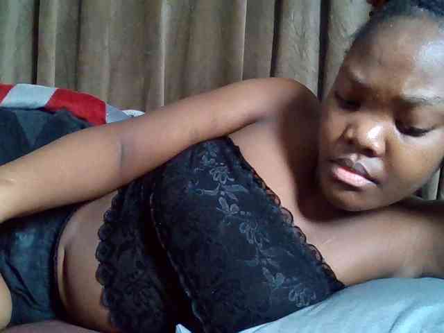 Sexyicey webcam