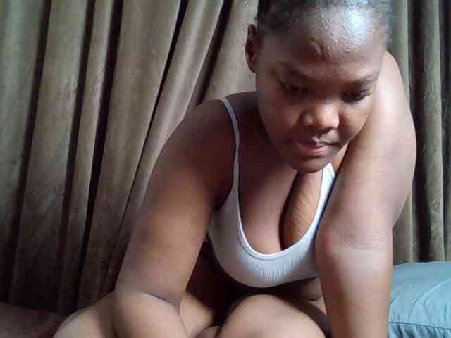 Sexyicey webcam