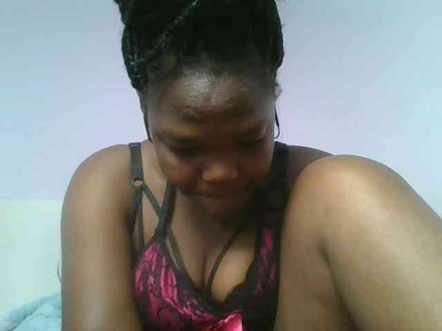 Sexyicey webcam