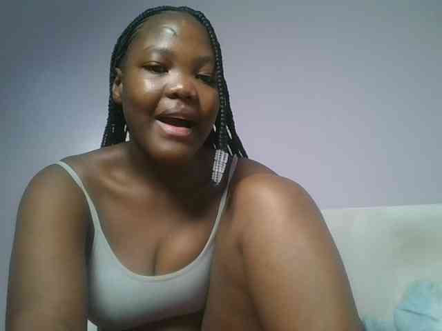 Sexyicey webcam