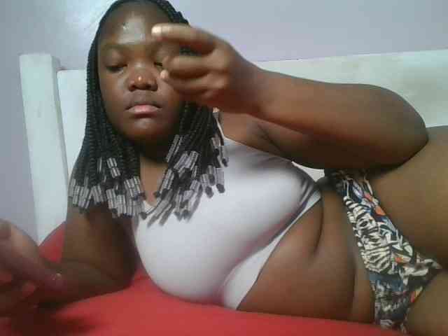 Sexyicey webcam