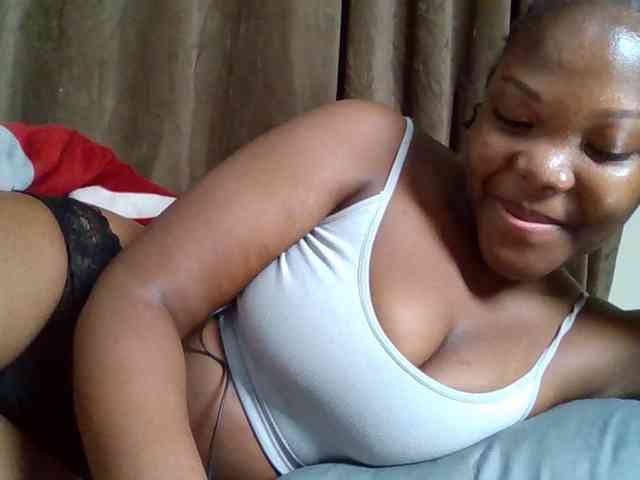 Sexyicey webcam