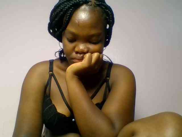 Sexyicey webcam