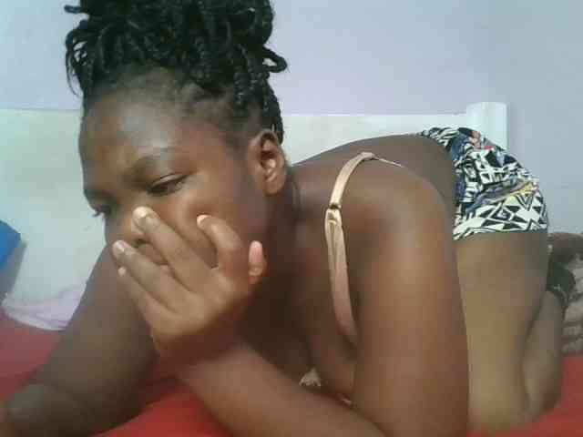 Sexyicey webcam