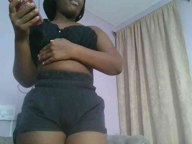Sexyicey webcam